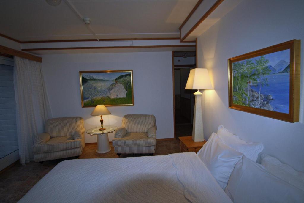 Sunde Fjord Hotel, Free And Easy Parking Solavagen Стая снимка